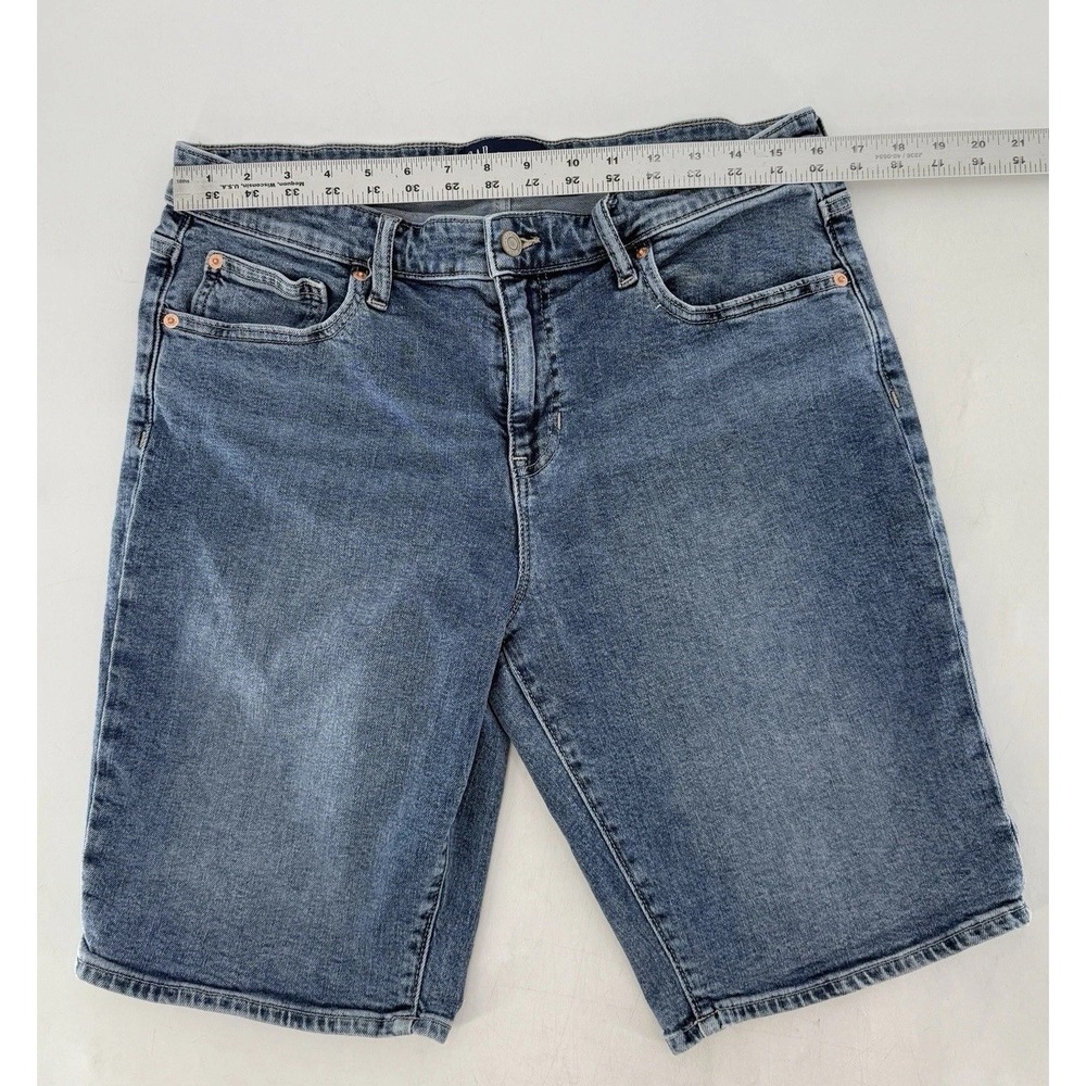 GAP Women's Bermuda Jean Shorts Size 12/31, Normcore, Minimalist, 90's Vibe‎ - Picture 6 of 8